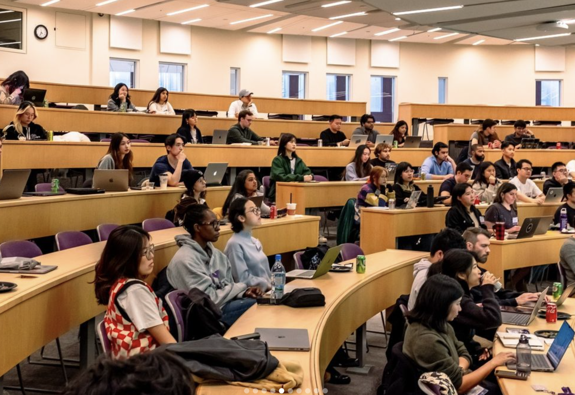 Hackathon crowd photo